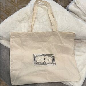 Gucci Beige Canvas Tote